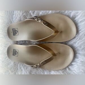 Reef Gold Cushion Court Twist Flip Flop Sandals 8 Braided